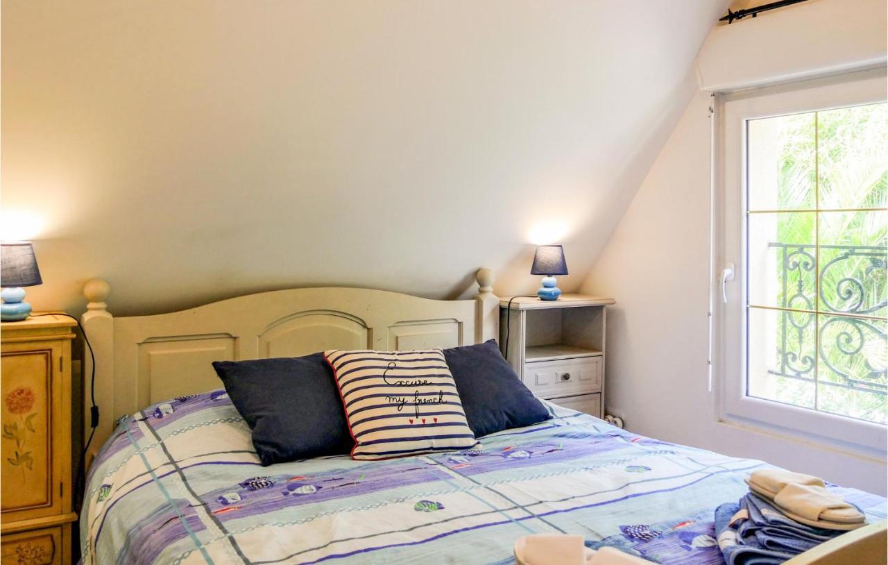 Awesome Apartment In Vasteville With Kitchenette Экстерьер фото